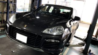 【作業事例・参考費用】ポルシェ カイエンターボS 22インチタイヤ ...