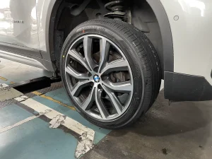 BMW X1 直送・持ち込み タイヤ交換